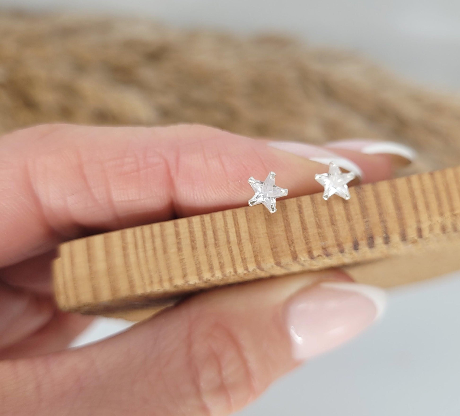 Sterling silver stud earrings / Sliver studs / Minimal /Minimalist / Cute / Gift idea / Birthday gift for her