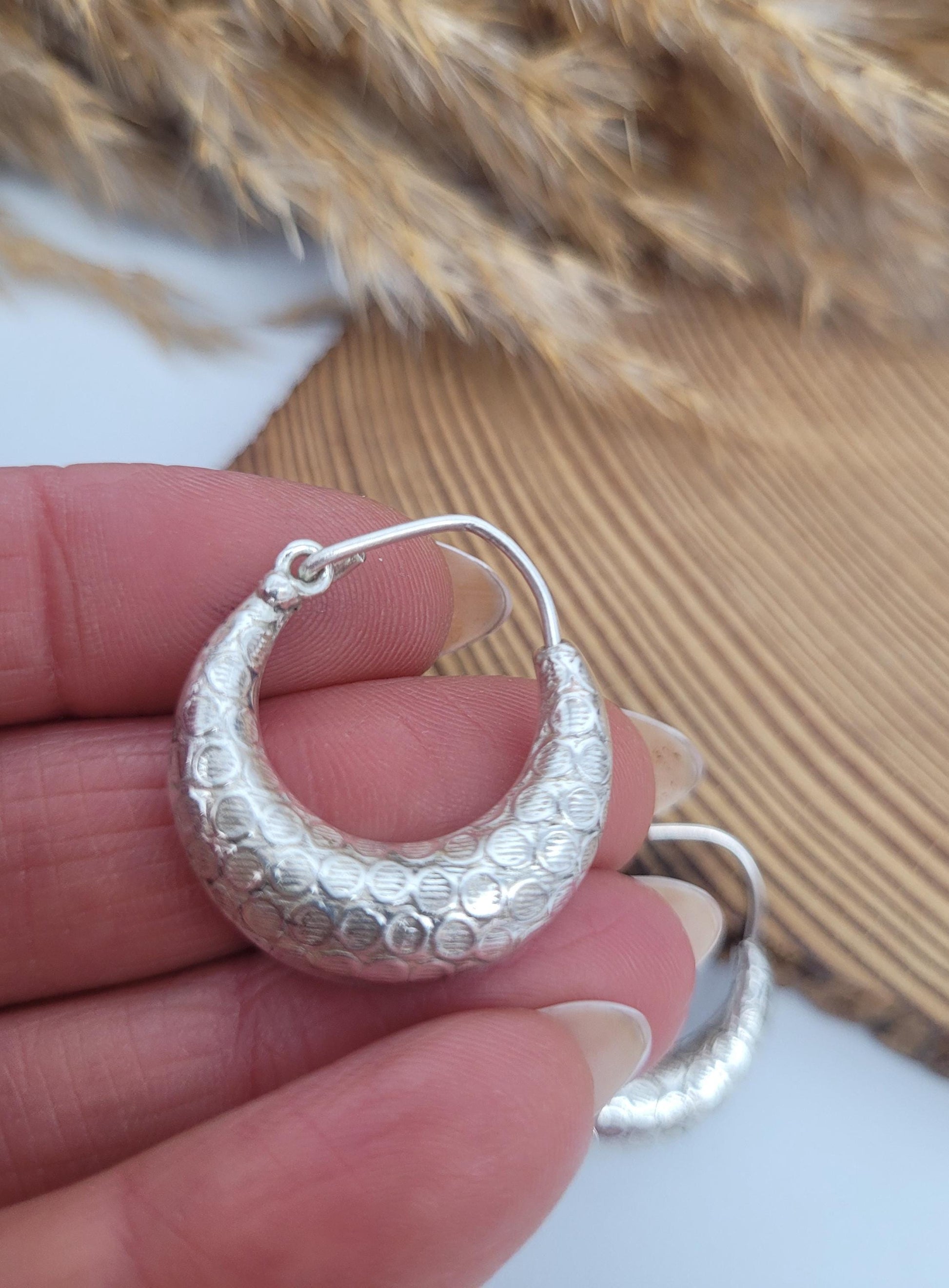 Silver hoop earrings / Classic hoops / Chunky earrings/ Simple jewellery / Unique / Hippie / Free shipping