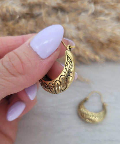 Golden hoops / Detailed hoops / Engraved / Gift / Ethnic / Wedding / Glory