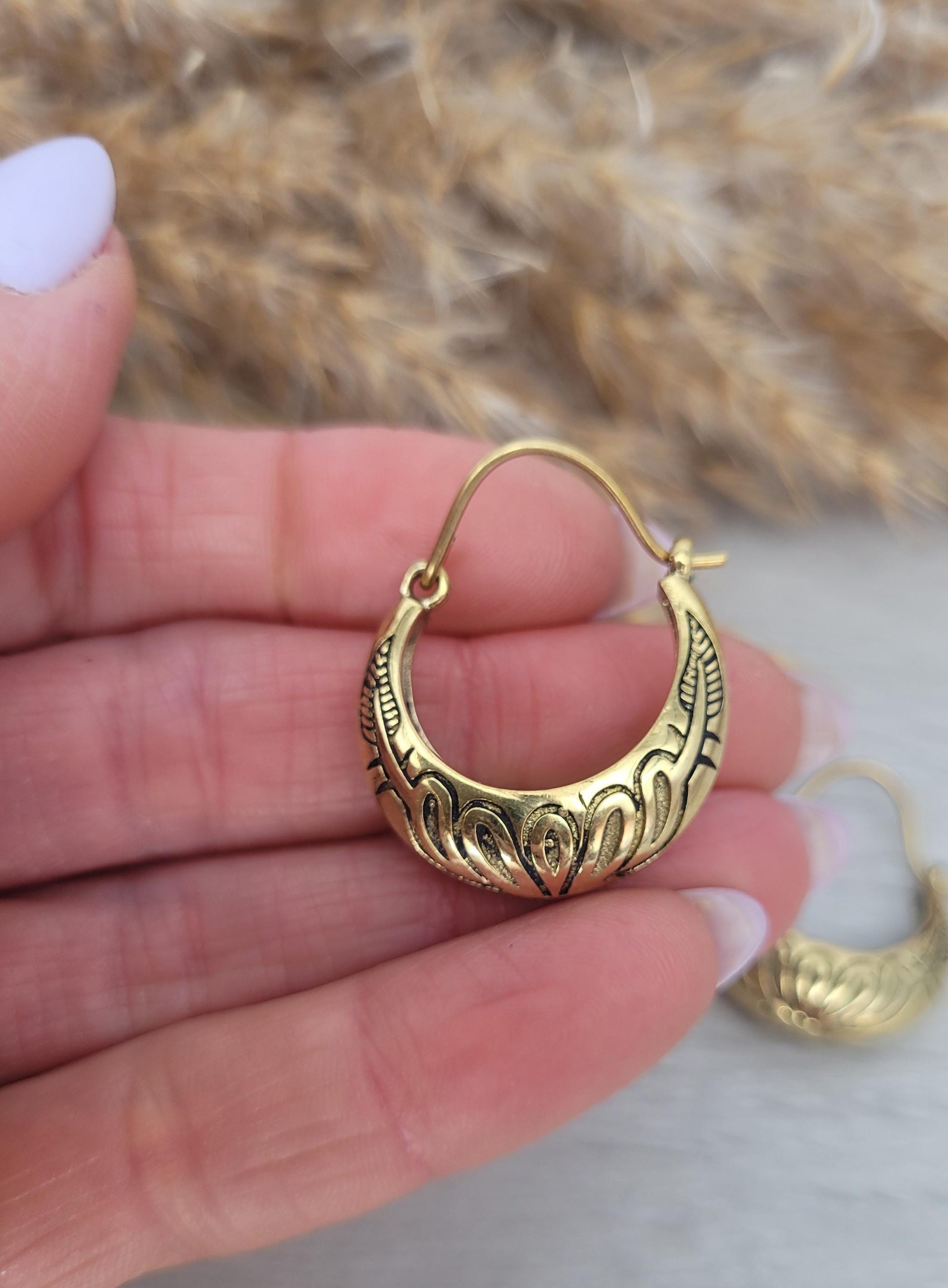 Golden hoops / Detailed hoops / Engraved / Gift / Ethnic / Wedding / Glory
