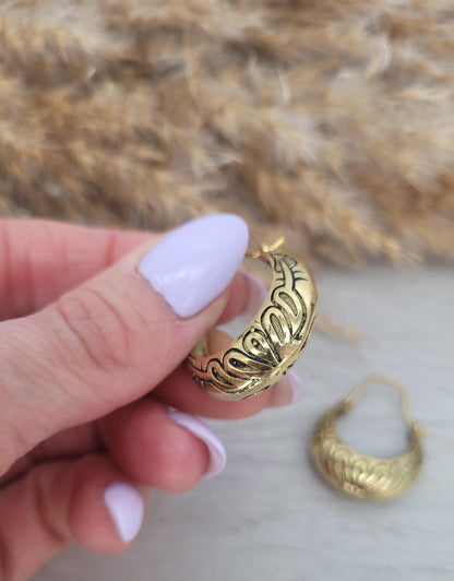 Golden hoops / Detailed hoops / Engraved / Gift / Ethnic / Wedding / Glory