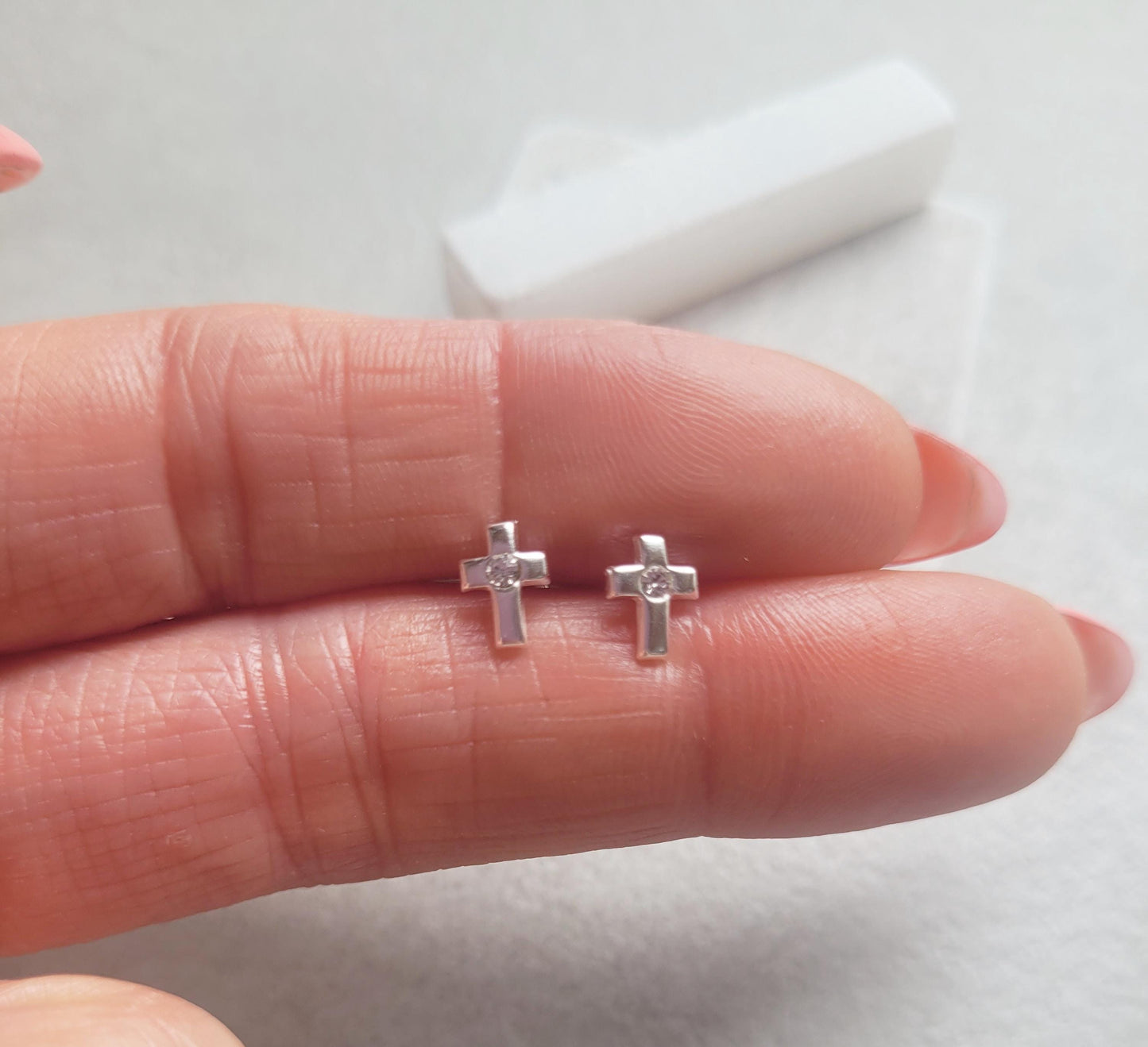 Sterling silver cross studs / Studs / Silver earrings / Religous / Cross / Pray