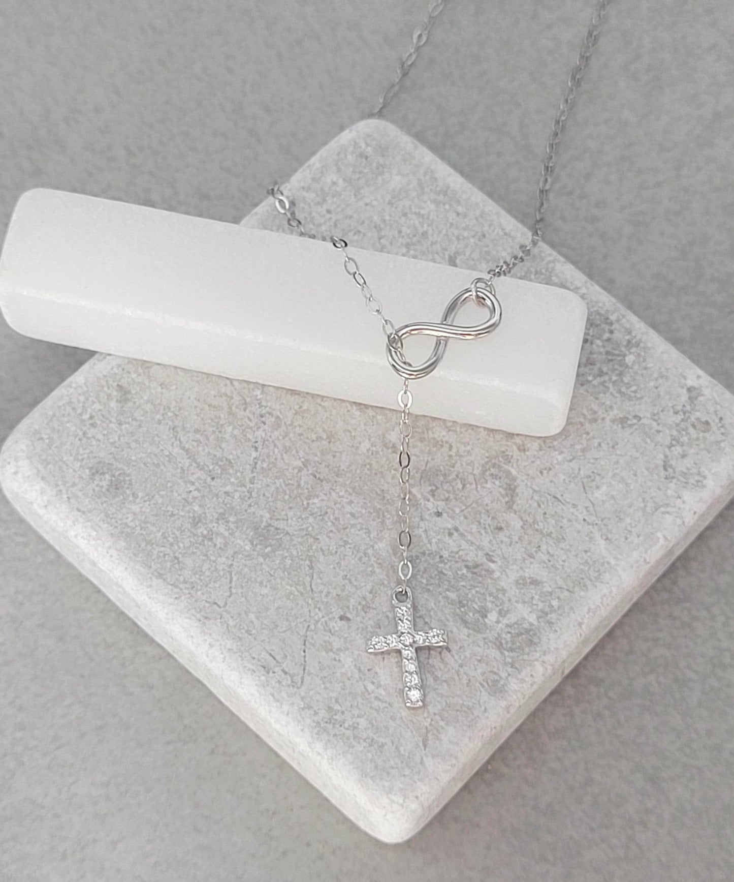 Sterling silver cross necklace / Minimal / Minimalist / Gift / Cross / Silver / Layer necklace