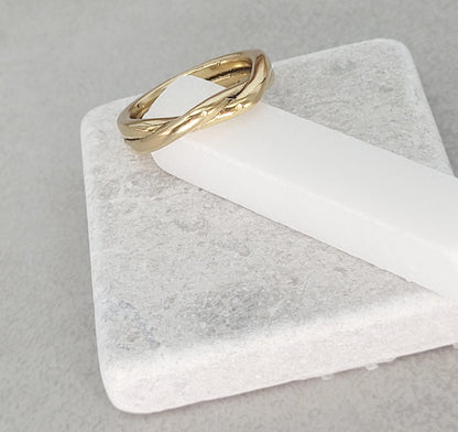 Golden twisted ring / Simple ring / Gold ring / Brass ring / Minimal / Minimalist