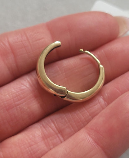 Brass clicker hoops / Hoops / Golden hoops / Cute / Pretty / Small earrings / Bohemian