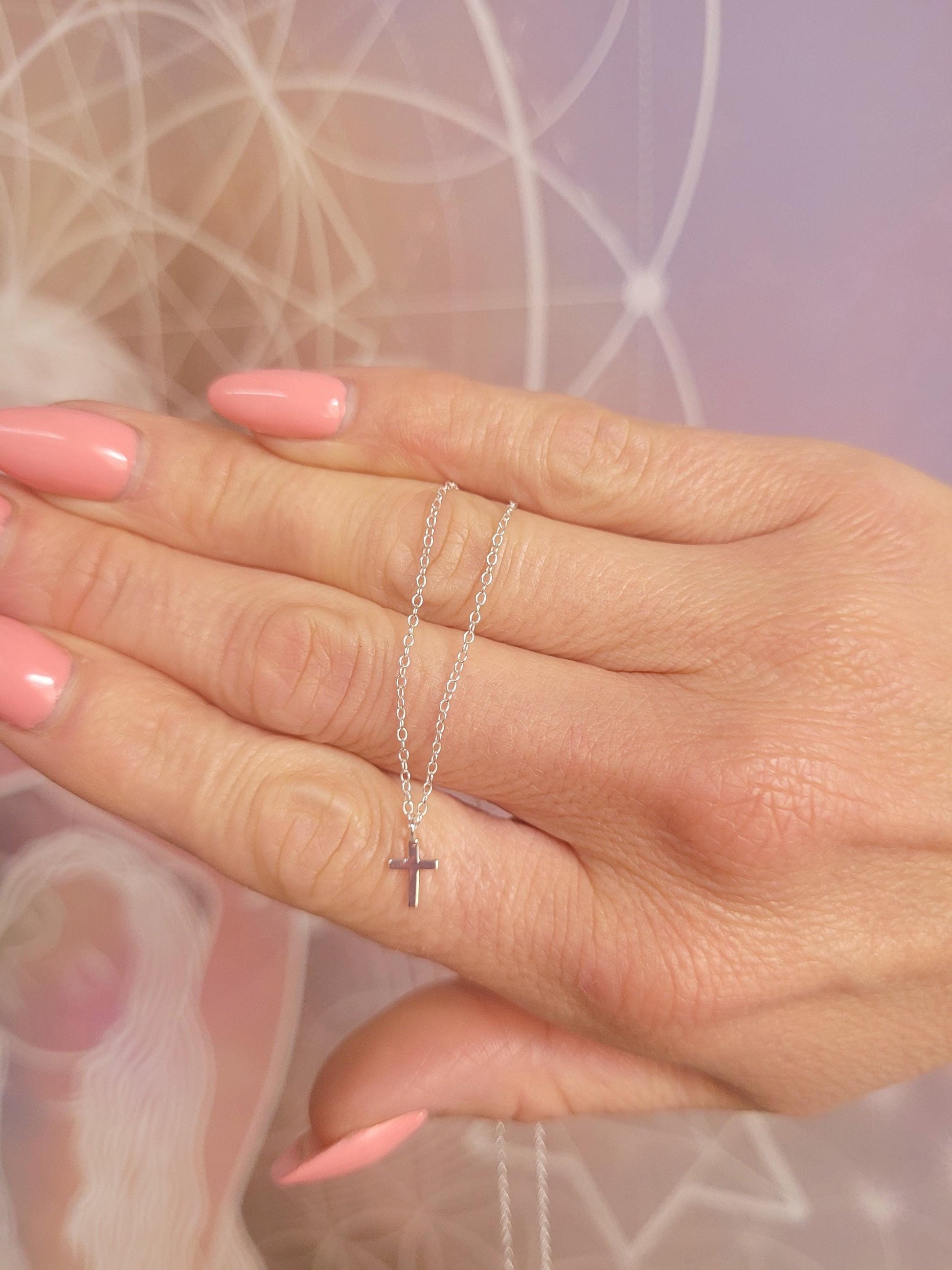 Sterling silver cross necklace / Layer necklace / Sliver / Cross / Minimal / Minimalist / Gift