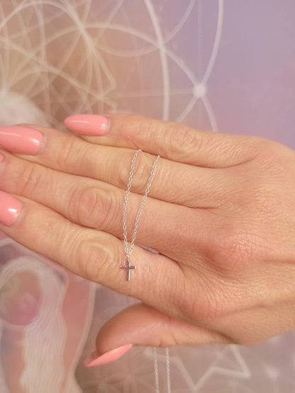 Sterling silver cross necklace / Layer necklace / Sliver / Cross / Minimal / Minimalist / Gift