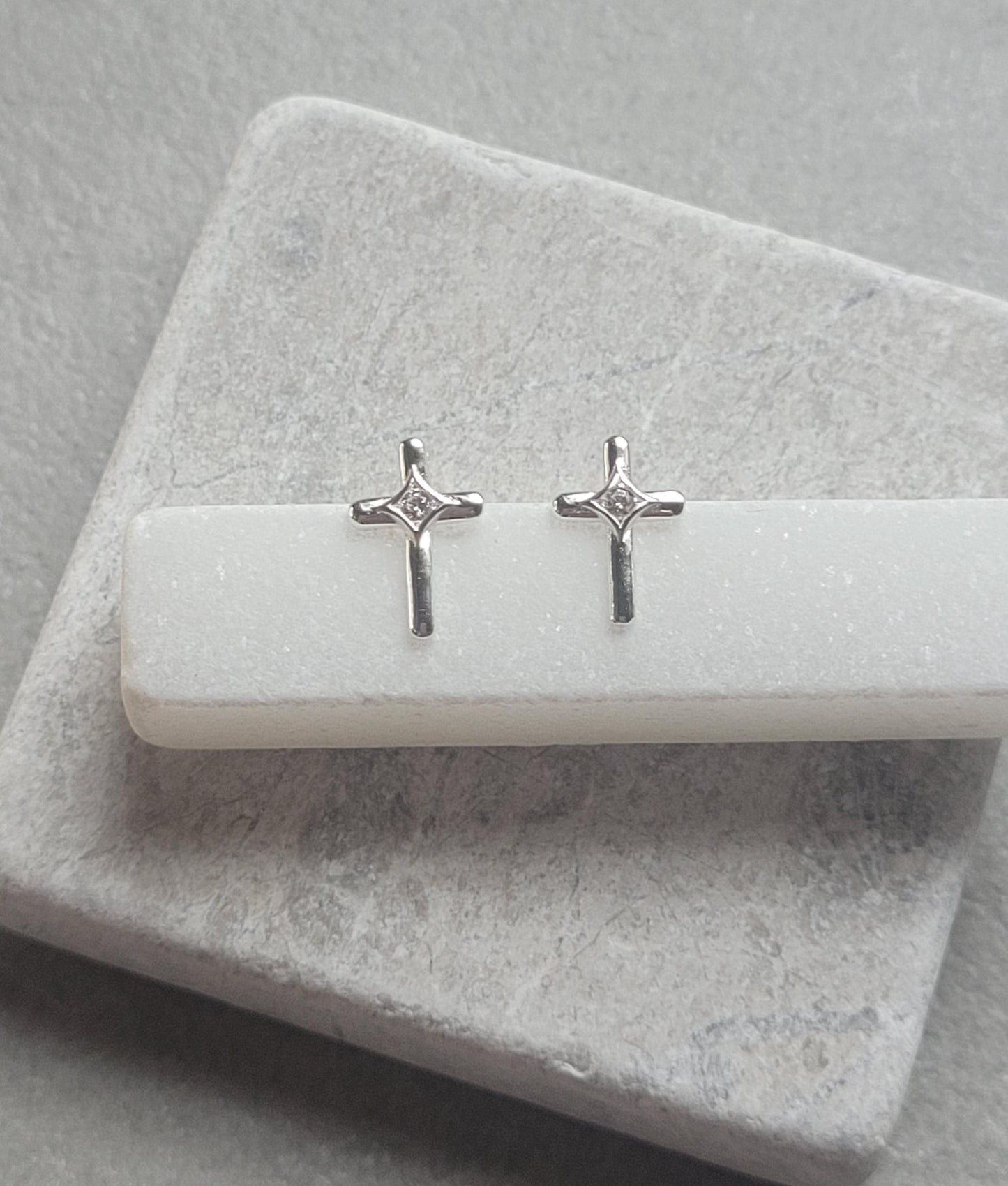 sterling silver cross studs / Studs / Silver earrings / Religous / Cross / Pray