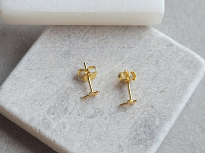 925 sterling silver 18k gold plated Cross studs / Gold Cross/ Studs / Earings / Gift / Minimal / Minimalist jewellery