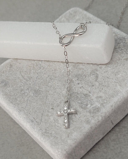 Sterling silver cross necklace / Minimal / Minimalist / Gift / Cross / Silver / Layer necklace