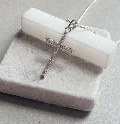 Sterling silver cross necklace / Cross / Gift / Silver chain / Silver necklace / Minimal / Minimalist