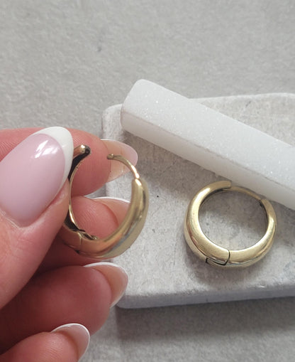 Brass clicker hoops / Hoops / Golden hoops / Cute / Pretty / Small earrings / Bohemian