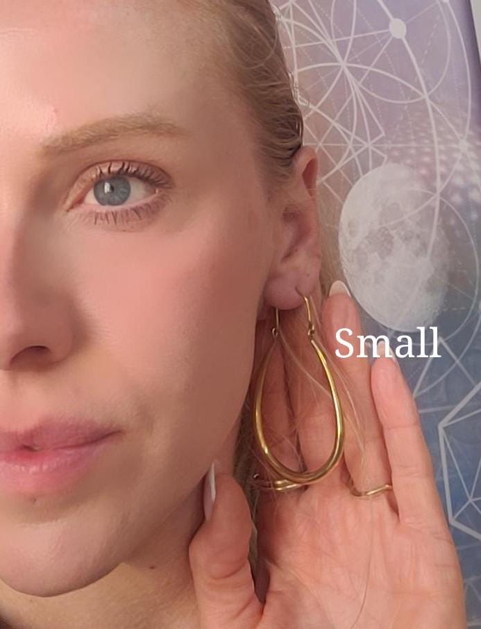 Golden hoop earrings / Small hoops / Large hoops / Lightweight hoops / Teardrop earrings / Ethnic / Pretty / Brass / Gold