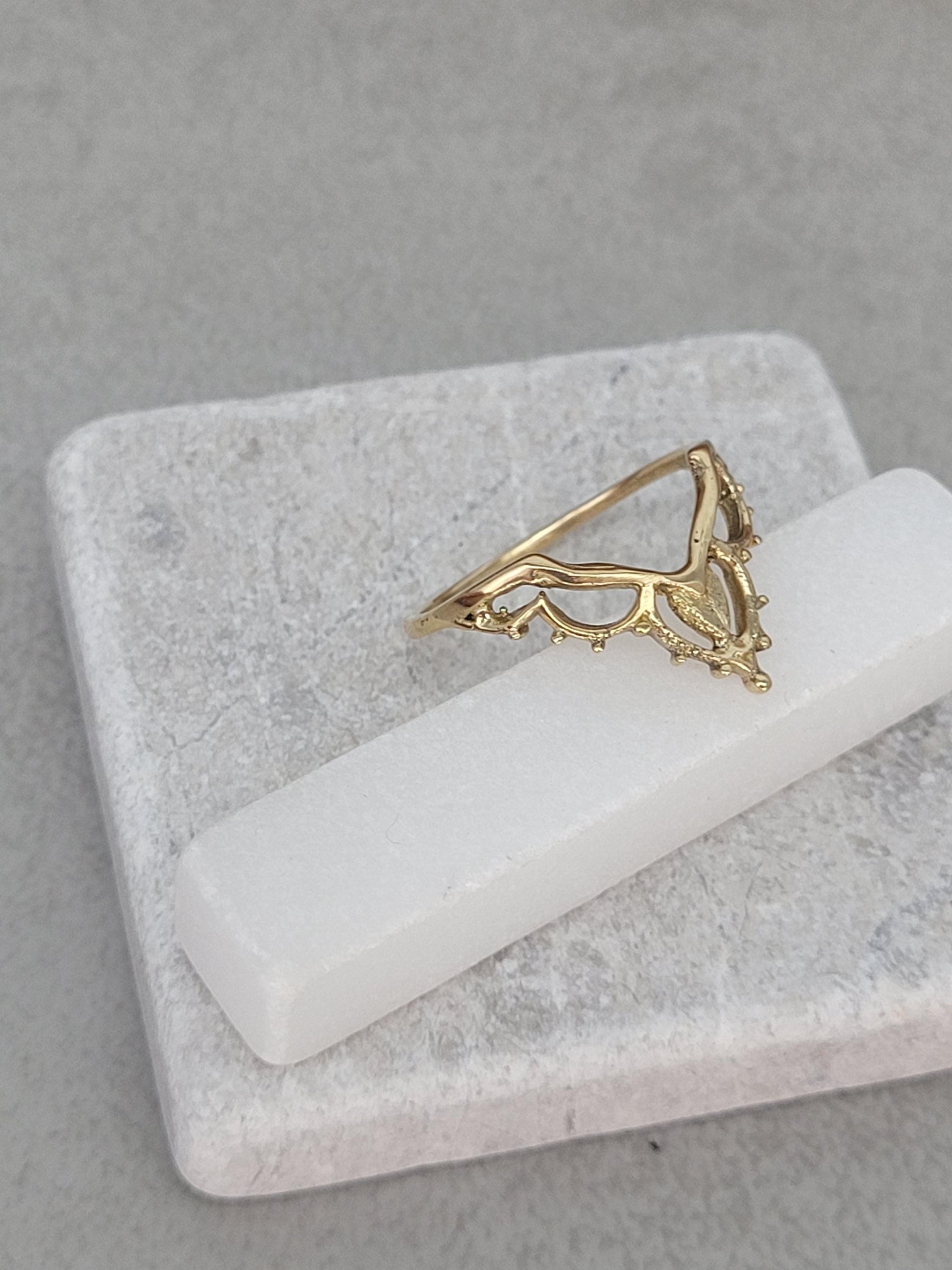 Bohemian style ring / Minimal / Minimalist / Gift / Free uk shipping / Golden ring / Elegant / Simple / Dainty / Gift / Brass / Gold