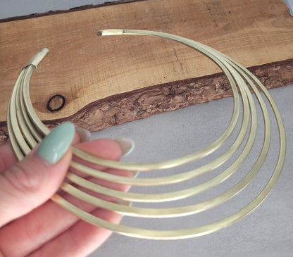 Golden choker necklace / Unique design / Ethnic necklace / Gift / Silver / Statement / Luxurious / Modern / Minimal / Elegant / Brass