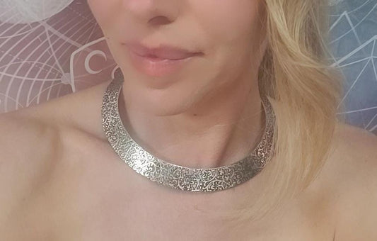 Silver choker necklace / Unique Flower design / Ethnic necklace / Gift / Silver / Statement / Luxurious / Modern / Minimal / Elegant /