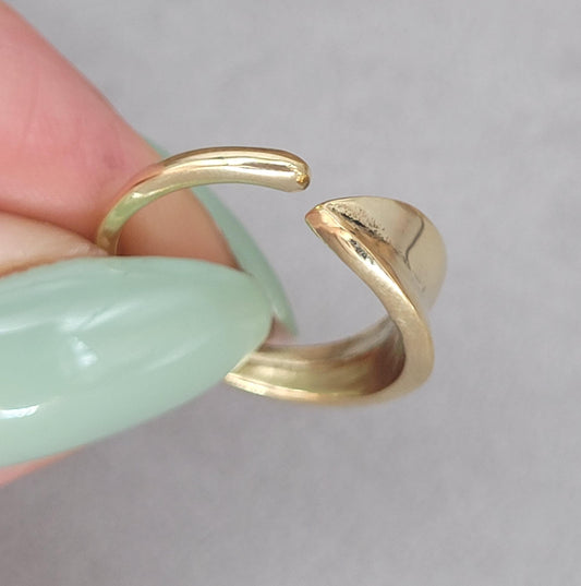Simple golden ring / Adjustable / Brass / Minimal / Band / Gift / Elegant / Delicate / Bold / Cute / Brass jewellery