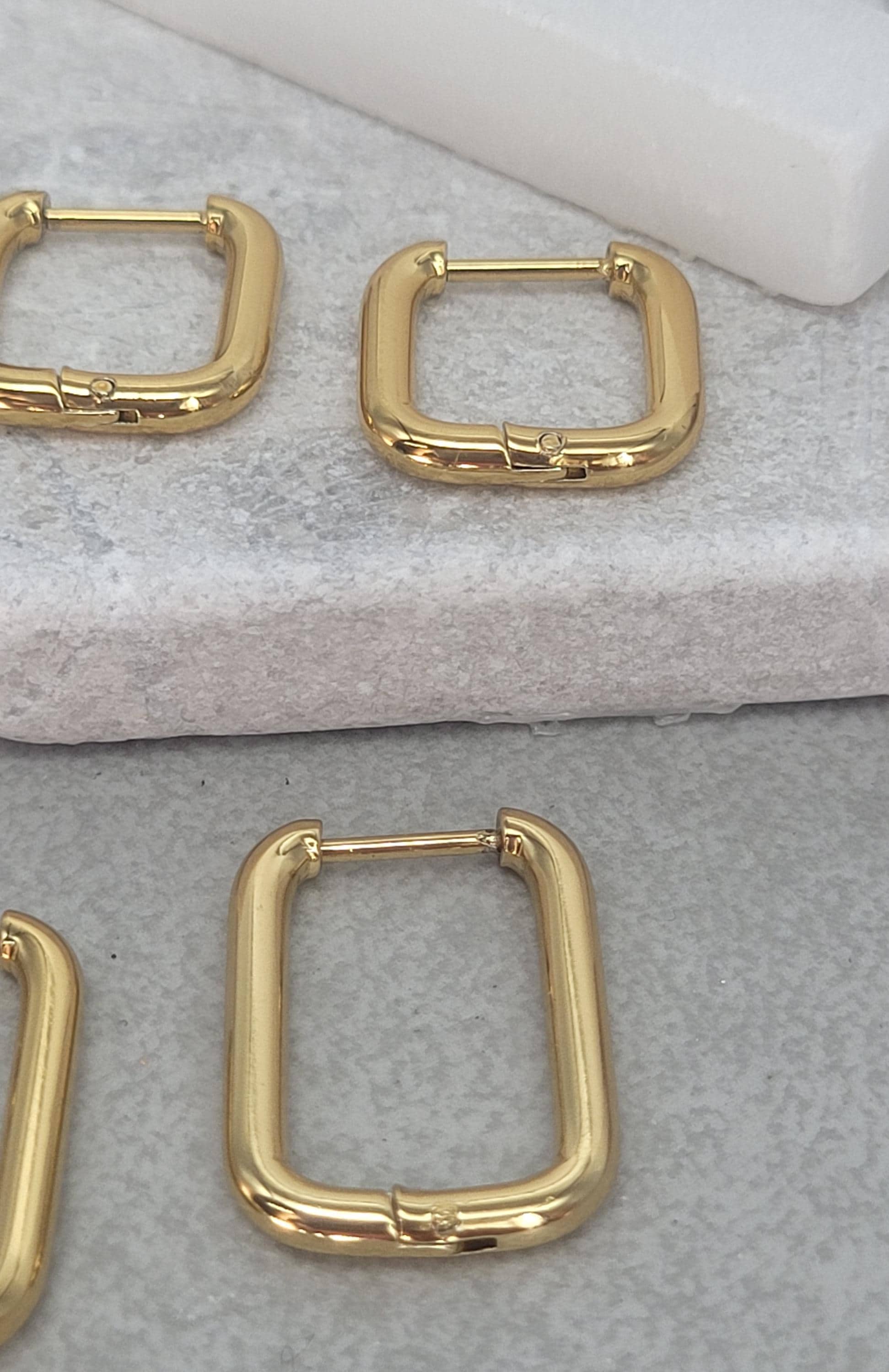 18k gold hoops / square hoop earrings / Minimal / Minimalist / Cute / Gift / x2 pairs / hoops / Gold