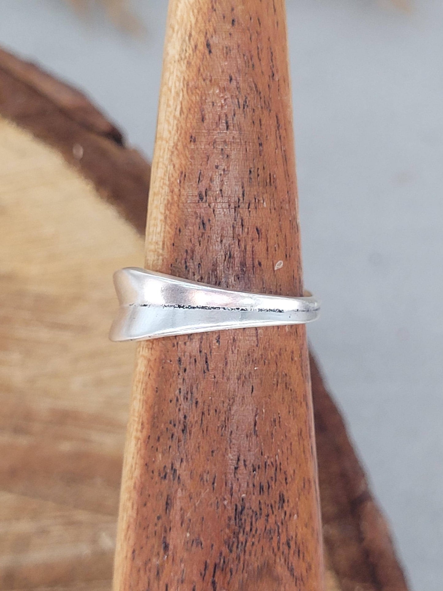 Simple silver ring / Adjustable / Silver / Minimal / Band / Gift / Elegant / Delicate / Bold / Cute / Brass jewellery