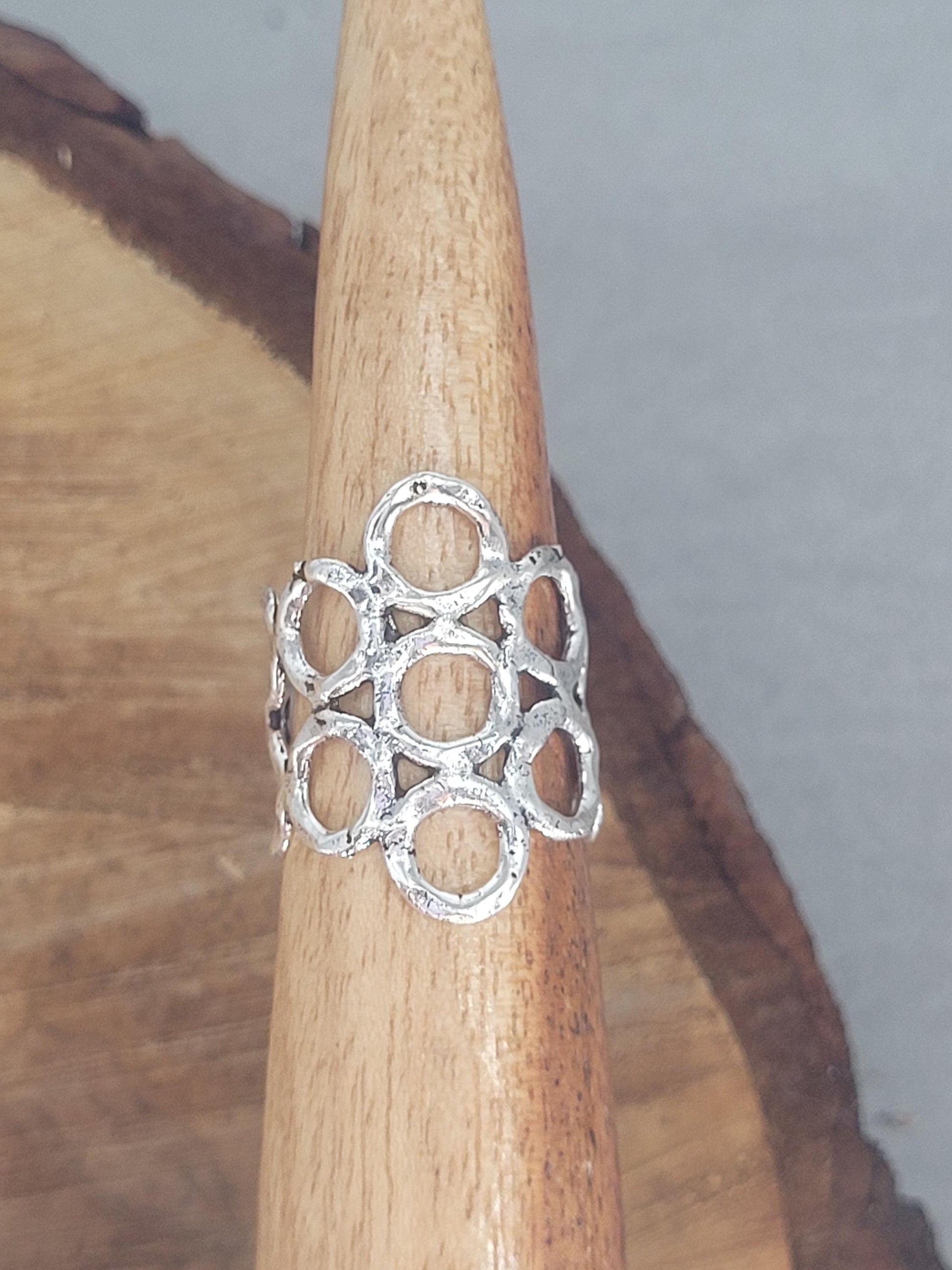 Silver detailed handmade ring / Hammered ring / Adjustable ring / Silver jewellery / Statement/ Unique / Gift / Hippie / Ethnic / Rustic