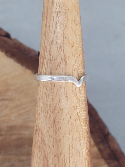 Simple silver midi ring / Elegant / Minimal / Minimalist / Stackable / Dainty-design / Gift / Cute
