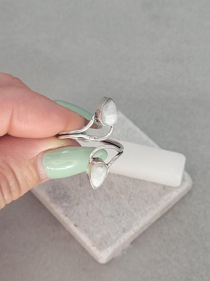 Silver adjustable moonstone stone ring / pretty / Cute / Gift / Jewellery / Wedding / Ethnic / Free delivery / Birthstone
