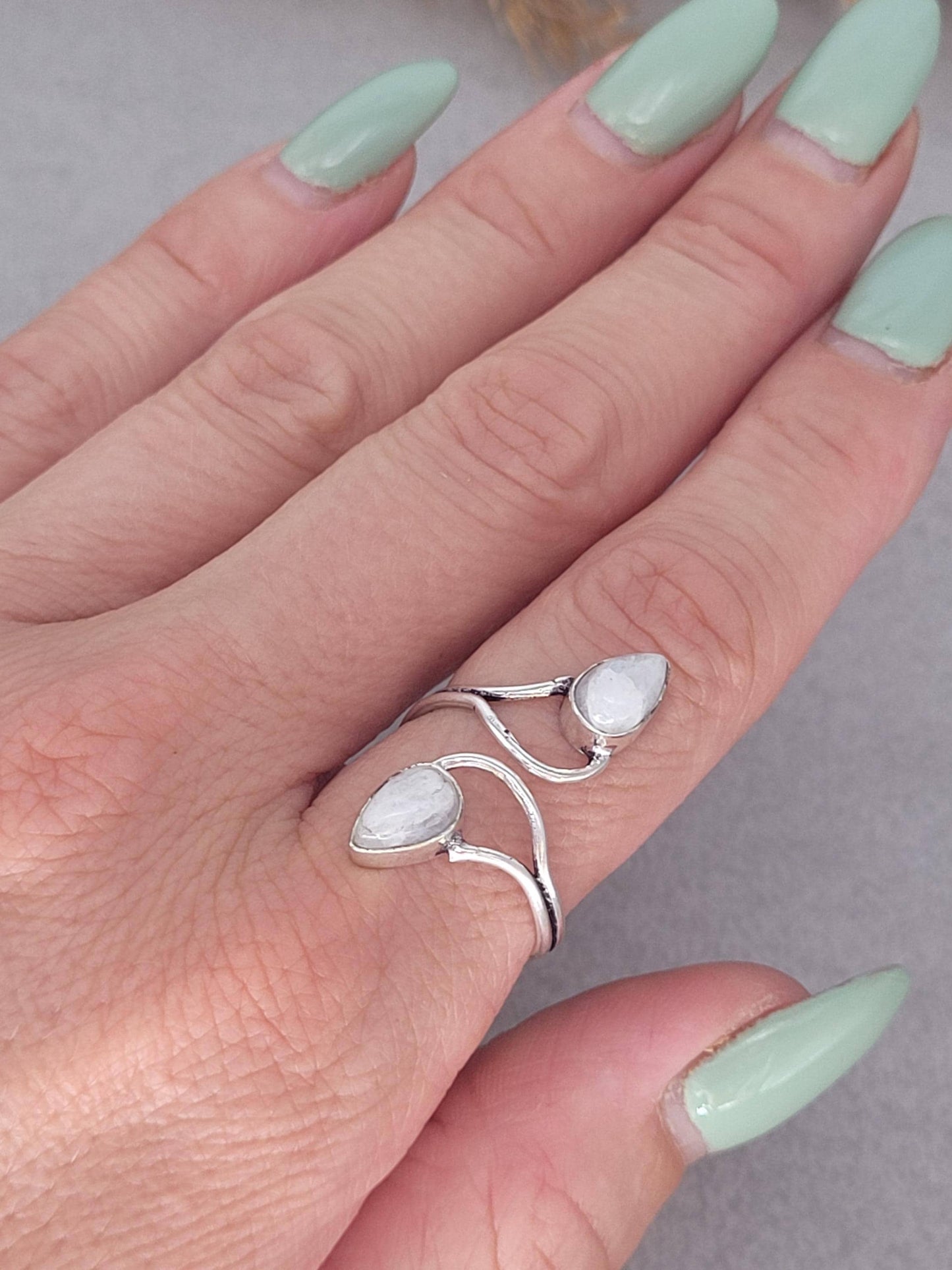 Silver adjustable moonstone stone ring / pretty / Cute / Gift / Jewellery / Wedding / Ethnic / Free delivery / Birthstone