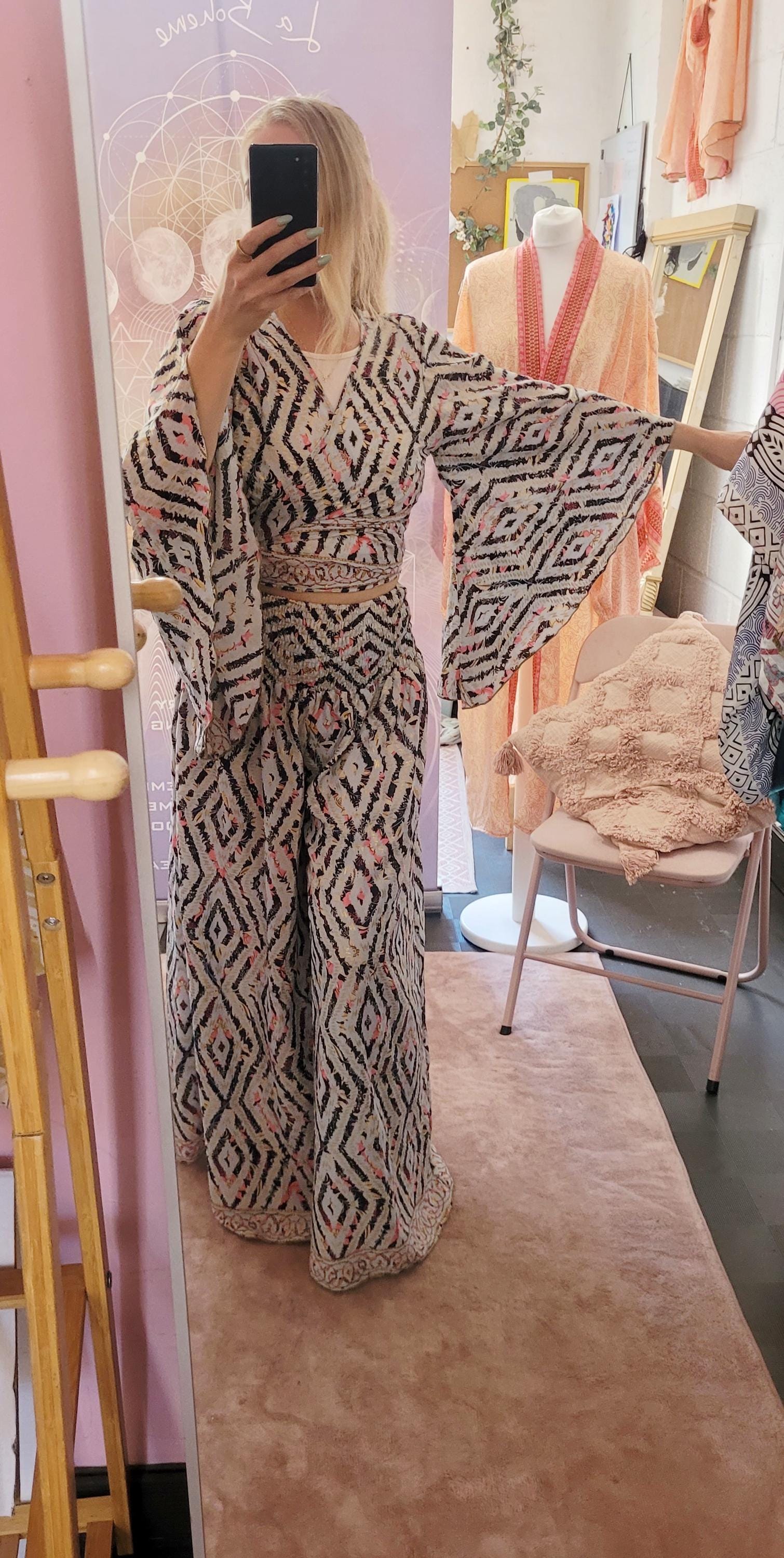 Bamboo silk co-ord set / Summer / Elegant / Holiday / Beach / Soft / Top and trousers / Boho / Luxurious / Sustainable / Flowy / Comfortable