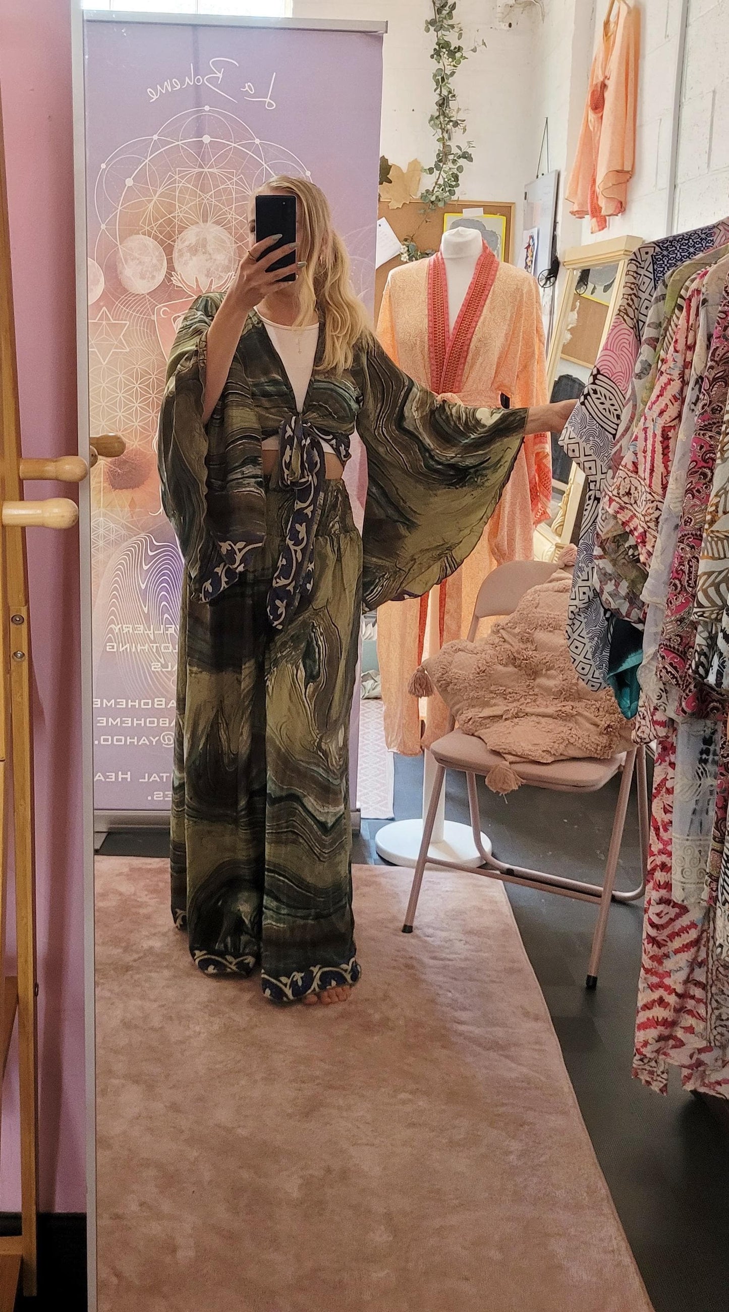 Bamboo silk co-ord set / Summer / Elegant / Holiday / Beach / Soft / Top and trousers / Boho / Luxurious / Sustainable / Flowy / Comfortable