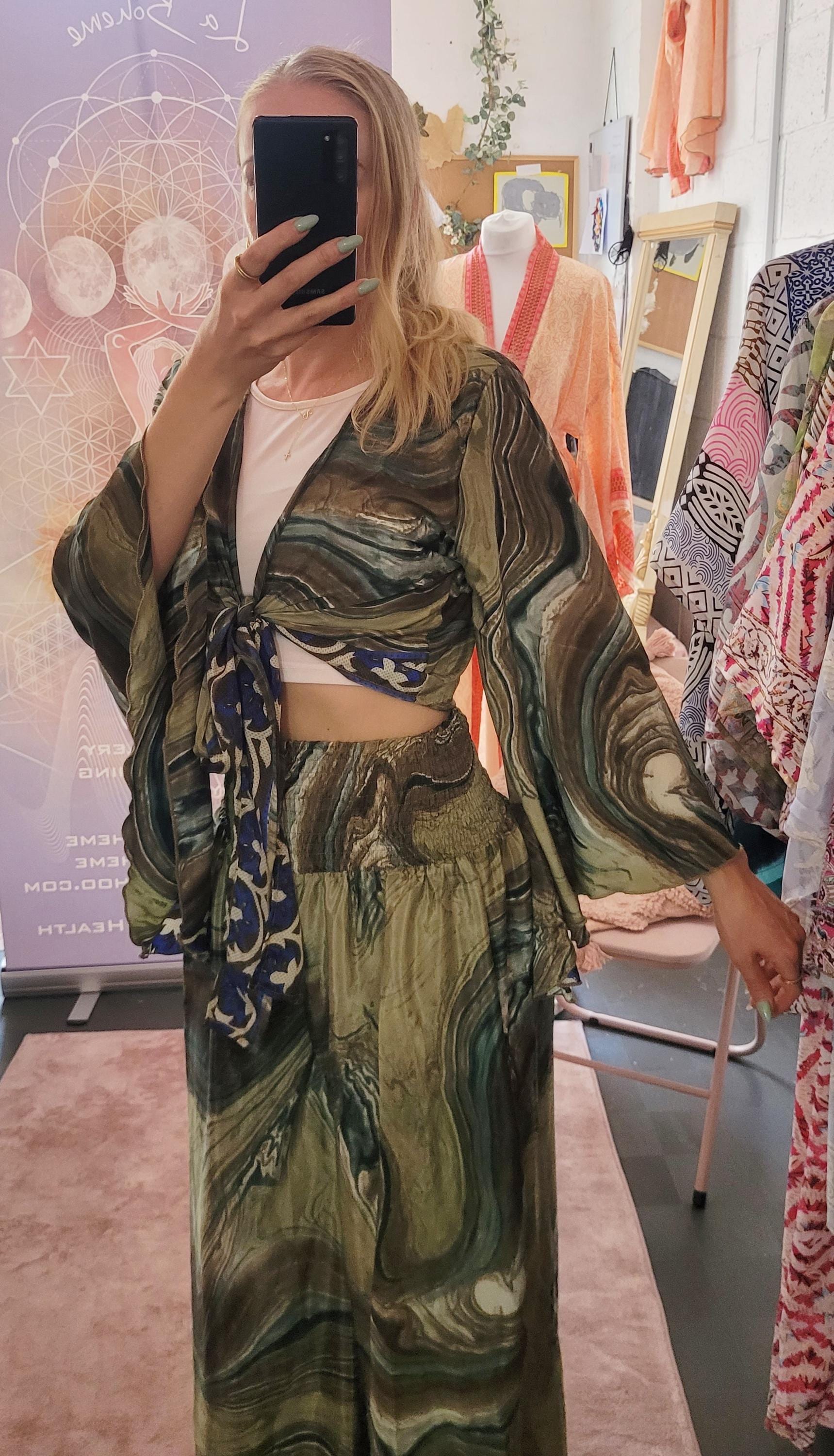 Bamboo silk co-ord set / Summer / Elegant / Holiday / Beach / Soft / Top and trousers / Boho / Luxurious / Sustainable / Flowy / Comfortable