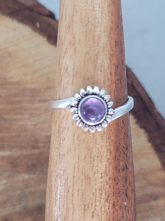 Silver sunflower ring / Simple / Simplicity / Sunflower charm / Nature-inspired style / Gift / Floral / Cute gift / Minimal