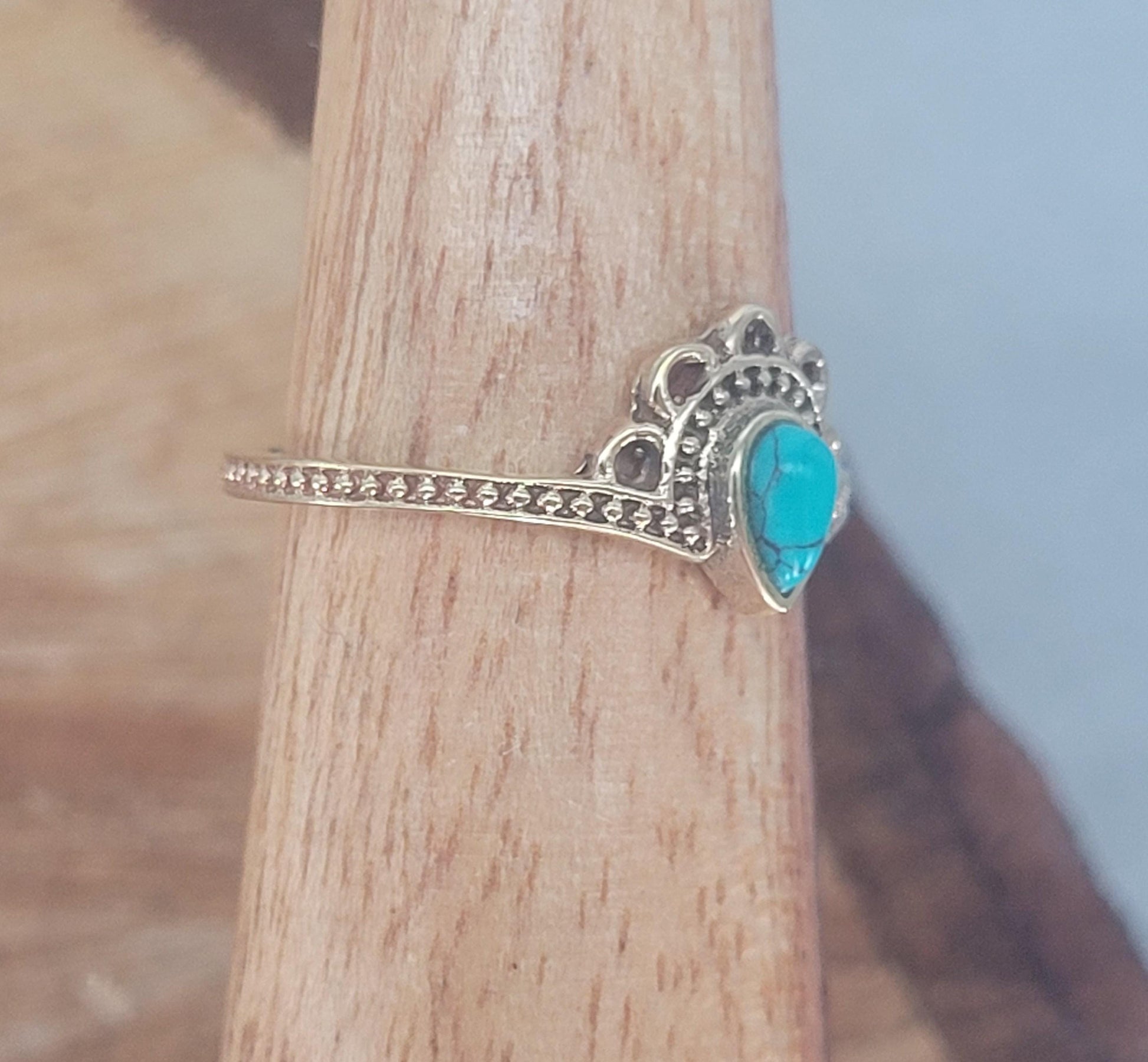 Golden ring / Simple / Simplicity / Flower / Nature-inspired style / Gift / Ethnic/ Cute gift / Brass / Elegant / Minimal range