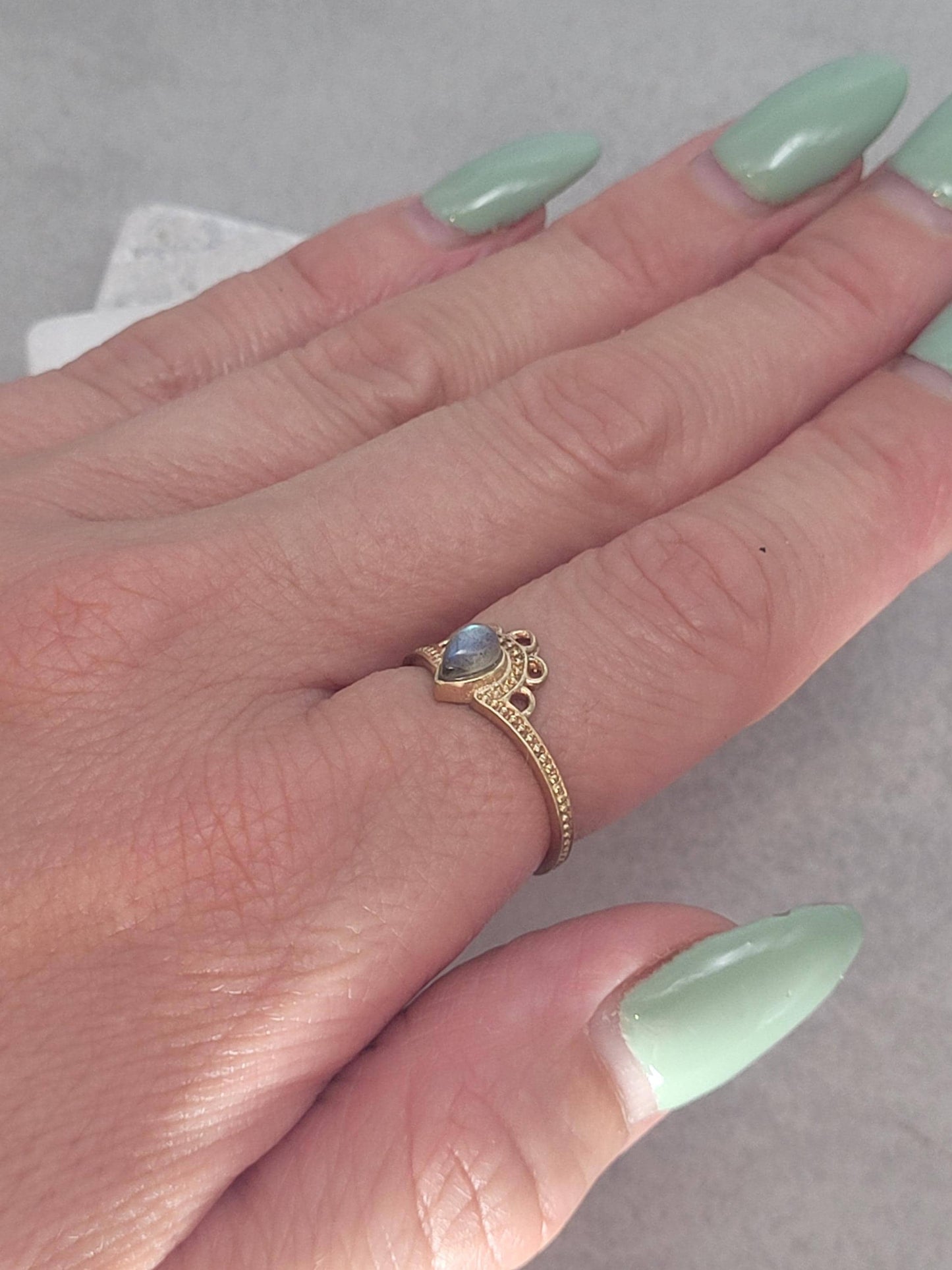 Golden ring / Simple / Simplicity / Flower / Nature-inspired style / Gift / Ethnic/ Cute gift / Brass / Elegant / Minimal range