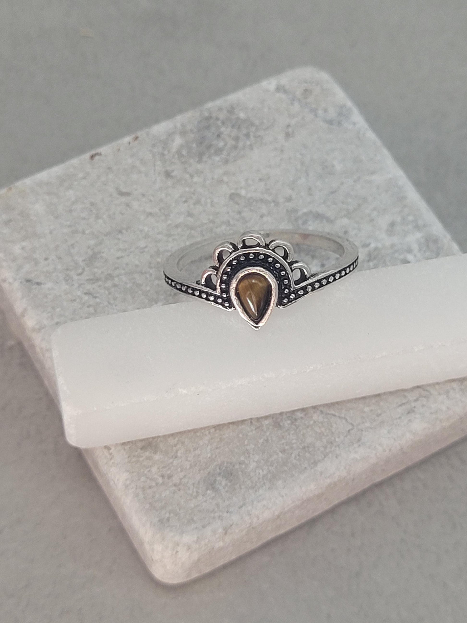 Silver ring / Simple / Simplicity / Flower / Nature-inspired style / Gift / Ethnic/ Cute gift / Silver / Elegant / Minimal range