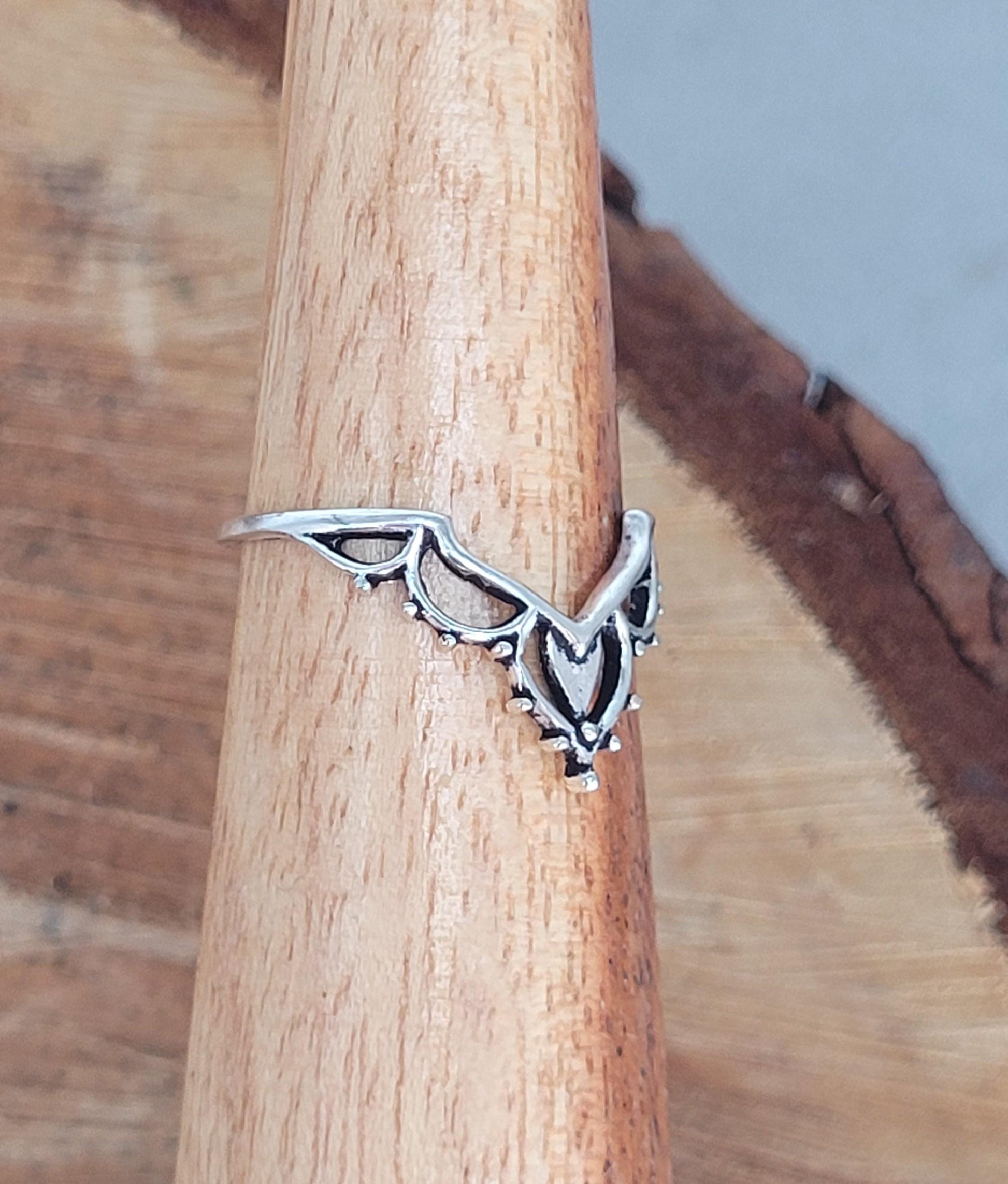 Bohemian style ring / Minimal / Minimalist / Gift / Free uk shipping / Silver ring / Elegant / Simple / Dainty / Gift