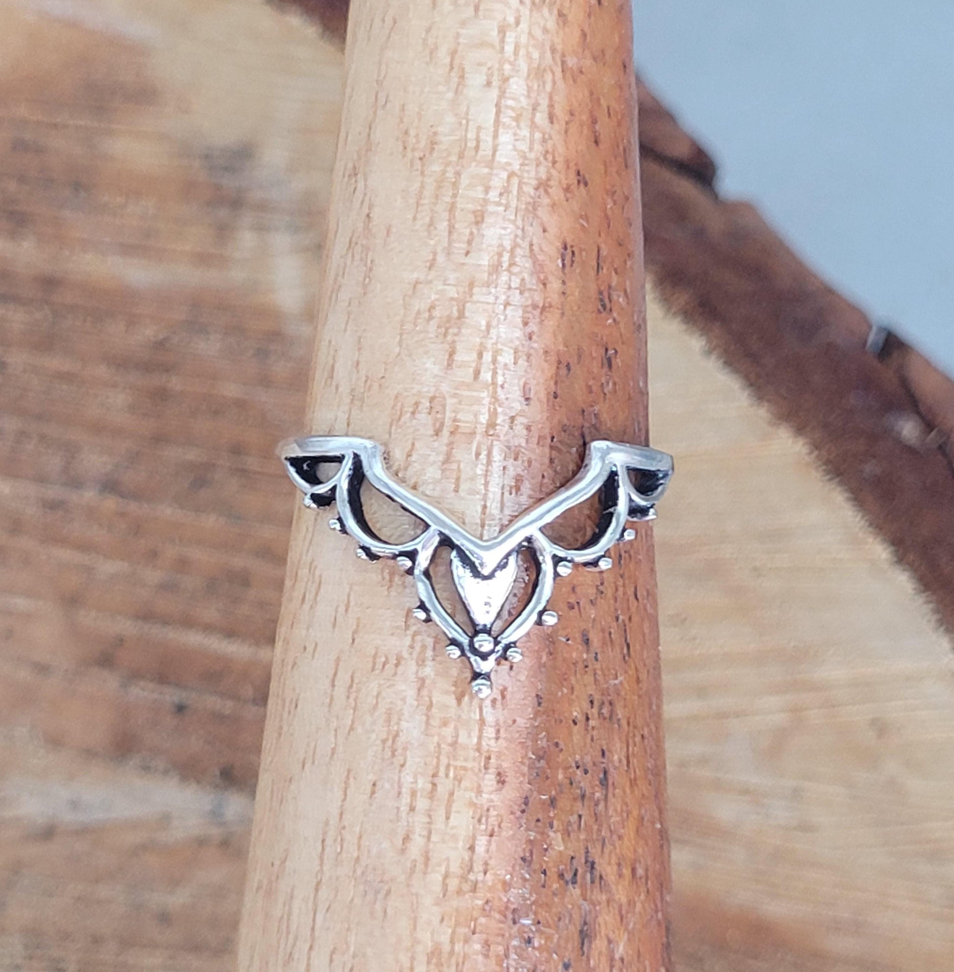 Bohemian style ring / Minimal / Minimalist / Gift / Free uk shipping / Silver ring / Elegant / Simple / Dainty / Gift