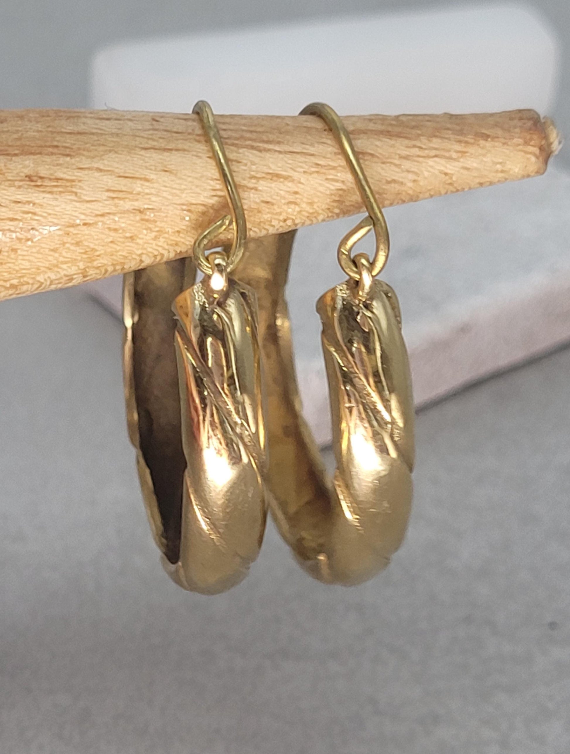 Golden hoops / Simple design / Brass earrings / Bohemian / Ethnic / Elegant / Hoops / Gift