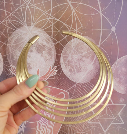 Golden choker necklace / Unique design / Ethnic necklace / Gift / Silver / Statement / Luxurious / Modern / Minimal / Elegant / Brass