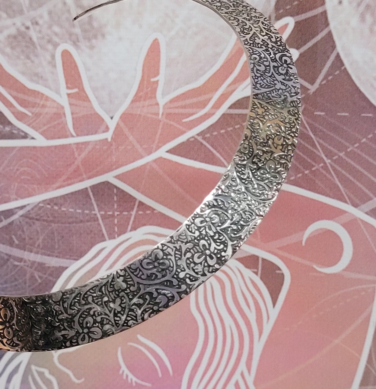 Silver choker necklace / Unique Flower design / Ethnic necklace / Gift / Silver / Statement / Luxurious / Modern / Minimal / Elegant /