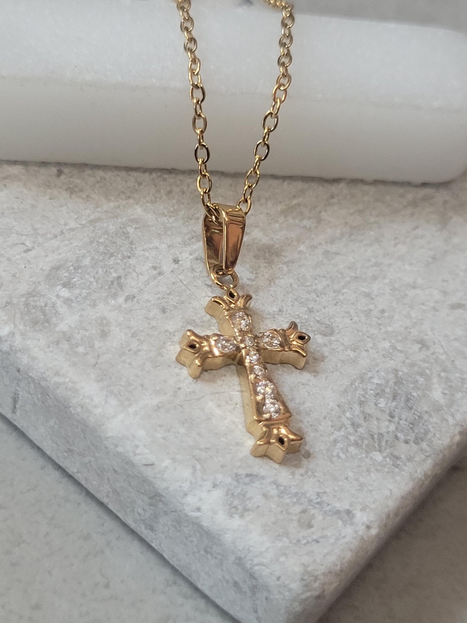 Golden Cross necklace / Faith jewellery / Gold / Simple / Simplicity / Minimal / Gift / Cute / Pretty / Waterproof jewellery