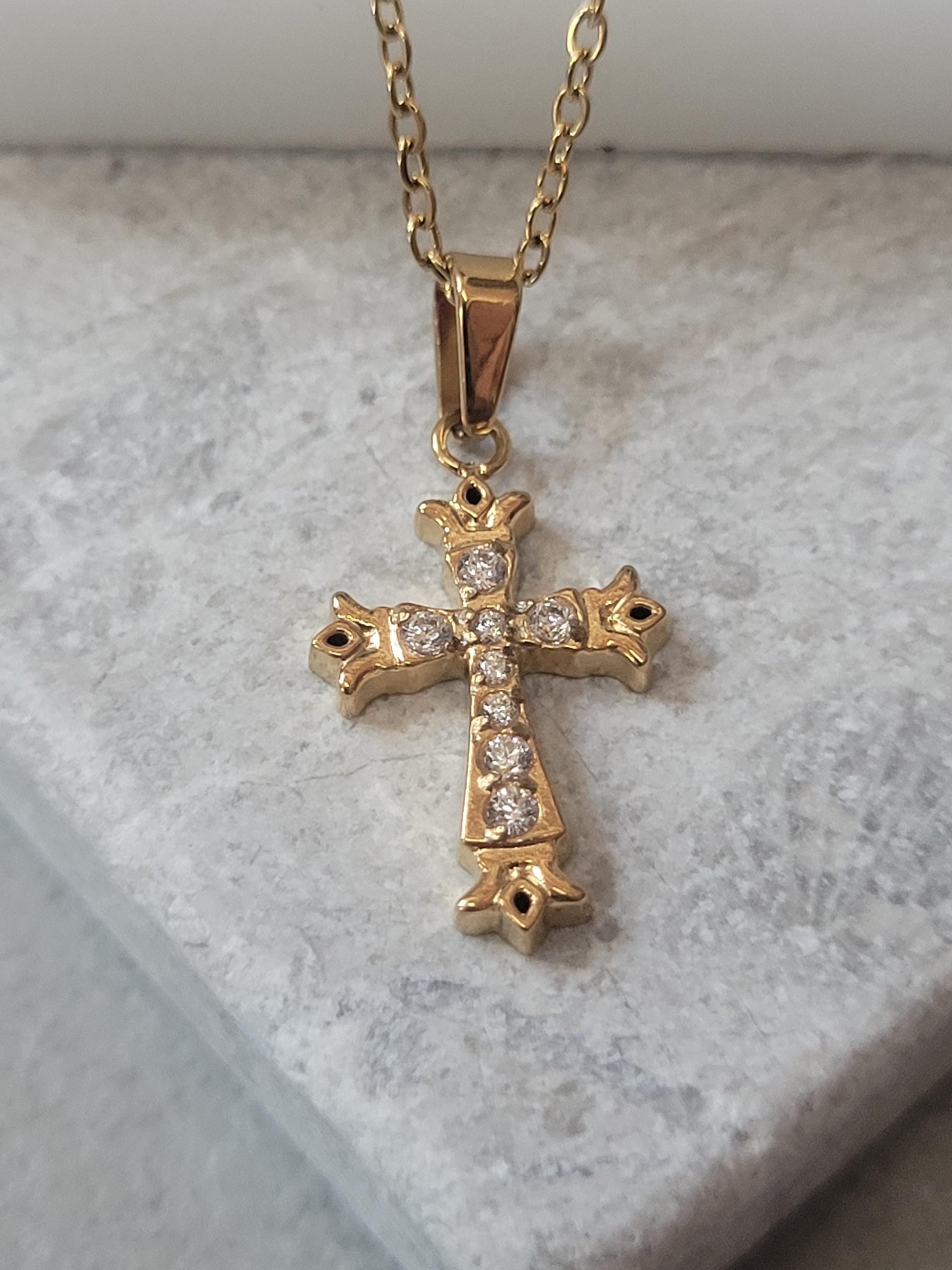 Golden Cross necklace / Faith jewellery / Gold / Simple / Simplicity / Minimal / Gift / Cute / Pretty / Waterproof jewellery