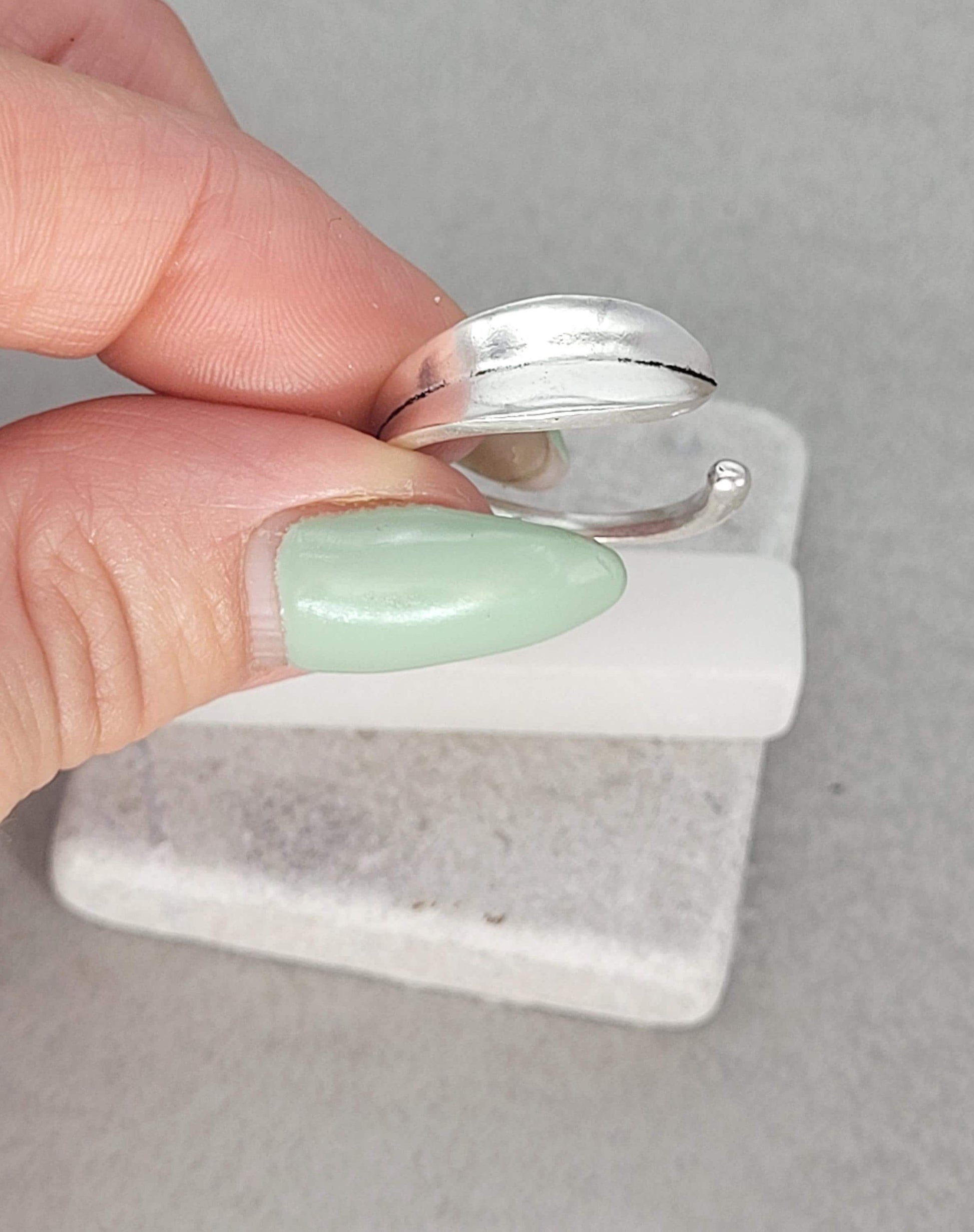 Simple silver ring / Adjustable / Silver / Minimal / Band / Gift / Elegant / Delicate / Bold / Cute / Brass jewellery