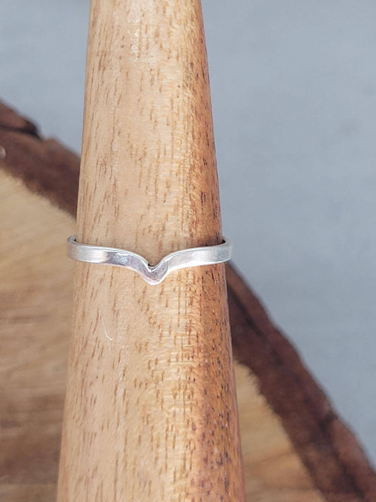 Simple silver midi ring / Elegant / Minimal / Minimalist / Stackable / Dainty-design / Gift / Cute
