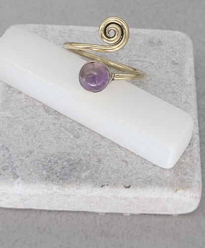 Adjustable golden ring / Simple / Bohemian / Gift / Cute / Minimal / Minimalist / Hers / Brass