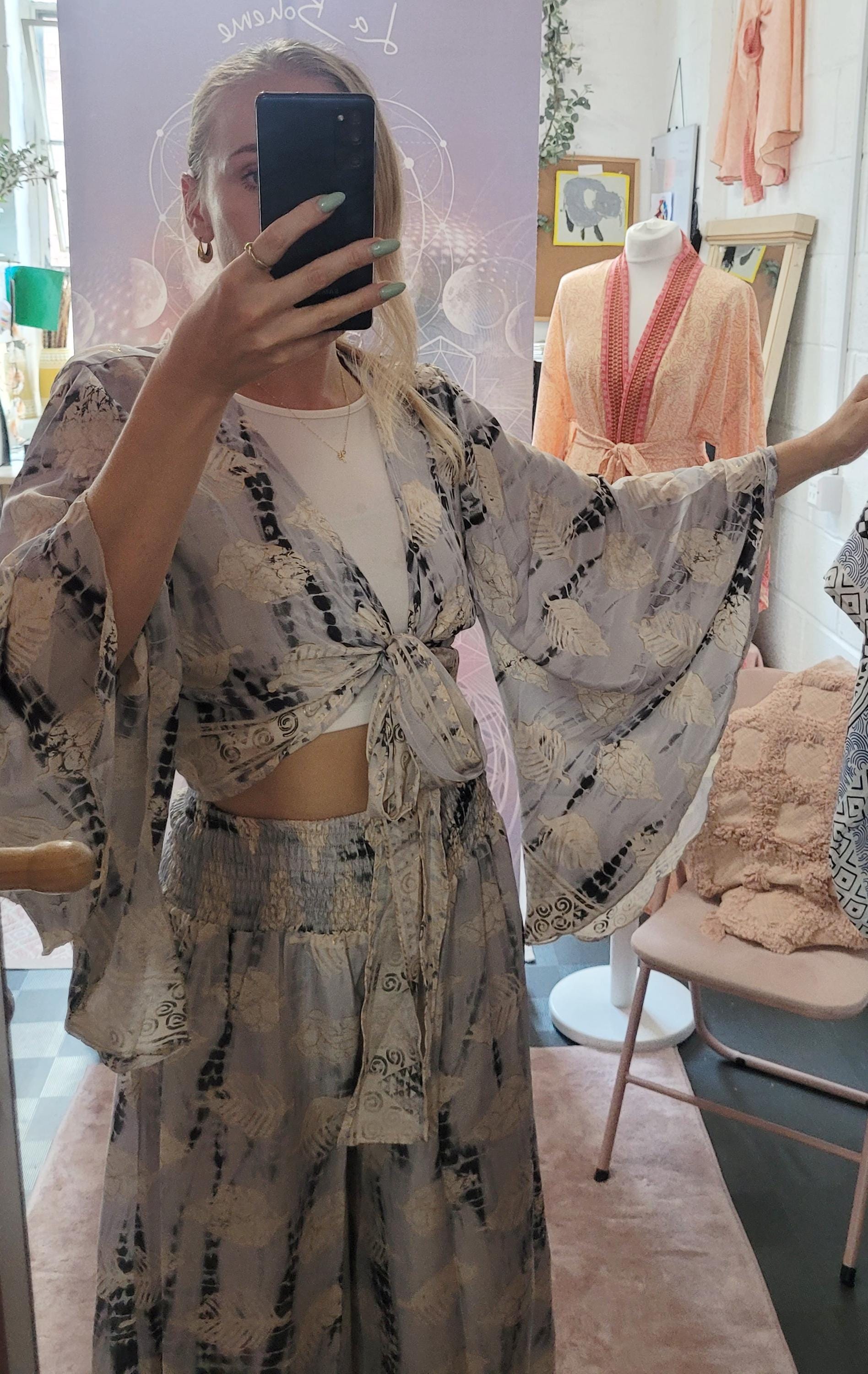 Bamboo silk co-ord set / Summer / Elegant / Holiday / Beach / Soft / Top and trousers / Boho / Luxurious / Sustainable / Flowy / Comfortable