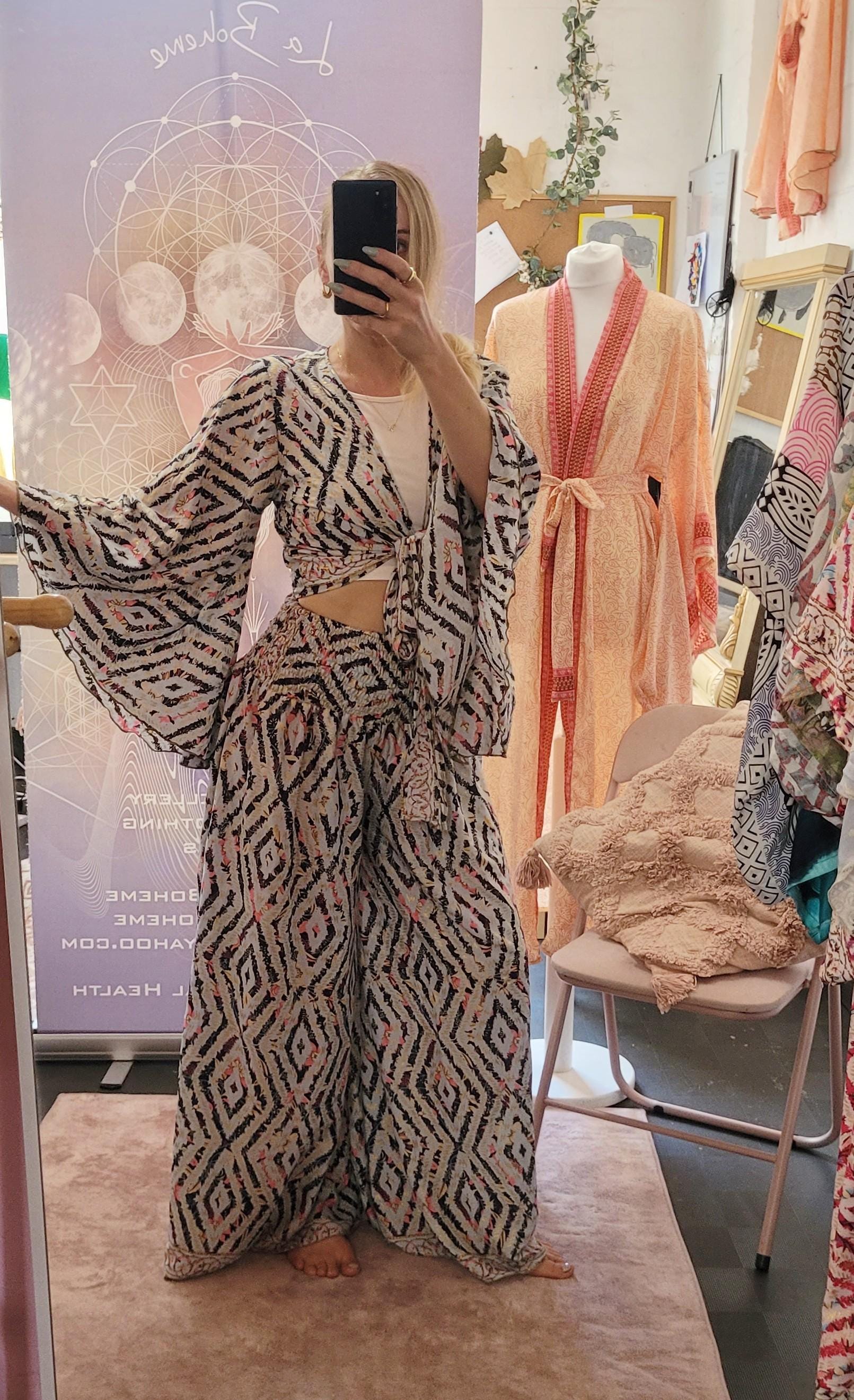 Bamboo silk co-ord set / Summer / Elegant / Holiday / Beach / Soft / Top and trousers / Boho / Luxurious / Sustainable / Flowy / Comfortable
