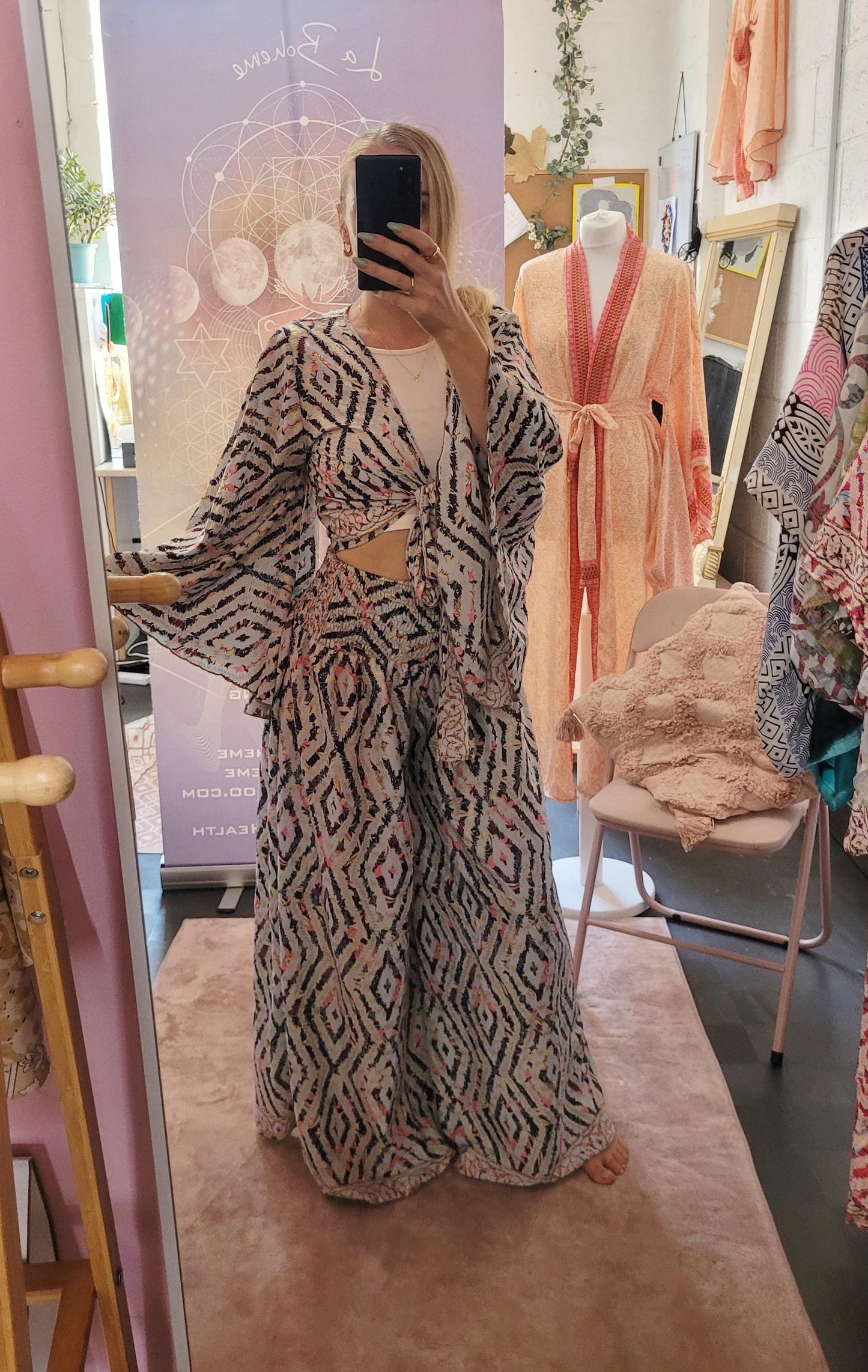 Bamboo silk co-ord set / Summer / Elegant / Holiday / Beach / Soft / Top and trousers / Boho / Luxurious / Sustainable / Flowy / Comfortable