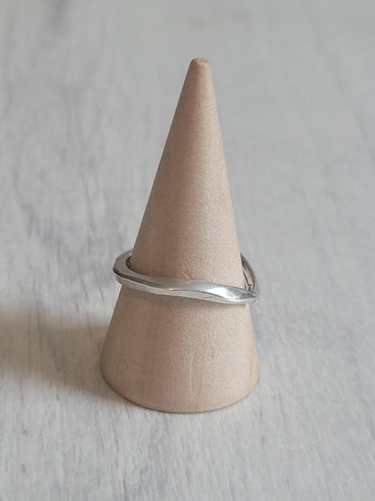 Simple silver ring / Classic ring / Gift / Timeless / Minimal / Minimalist / Pretty / Everyday wear