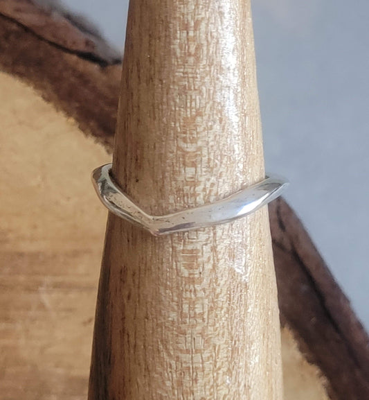 Simple silver ring / Classic ring / Gift / Timeless / Minimal / Minimalist / Pretty / Everyday wear