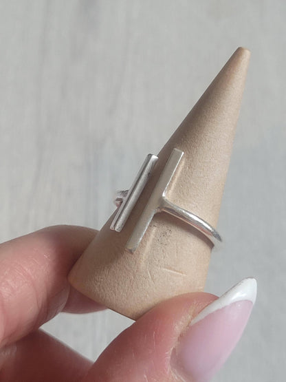 T-bone silver ring / Simple / Silver jewellery/ Minimal / Minimalist / Gift / Pretty / Simplicity